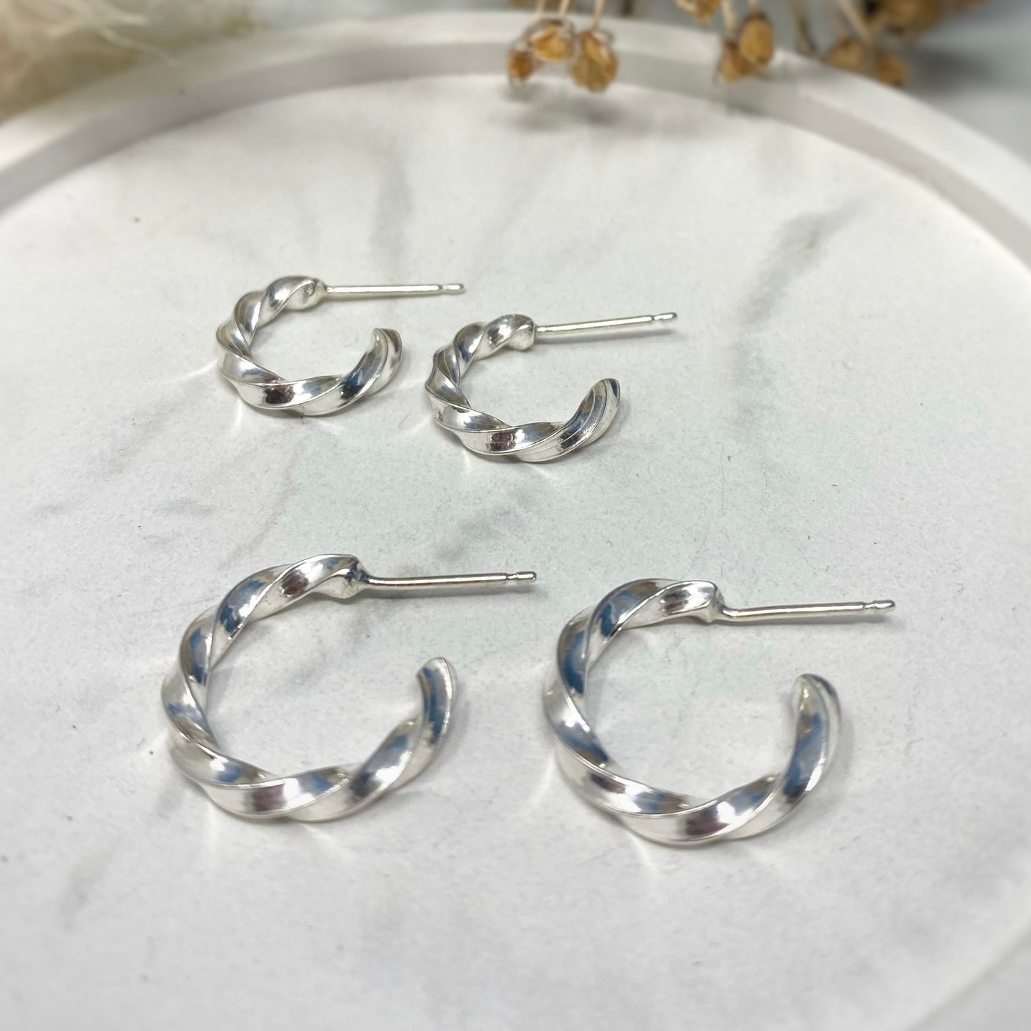 Chunky Twist Hoops - Midi