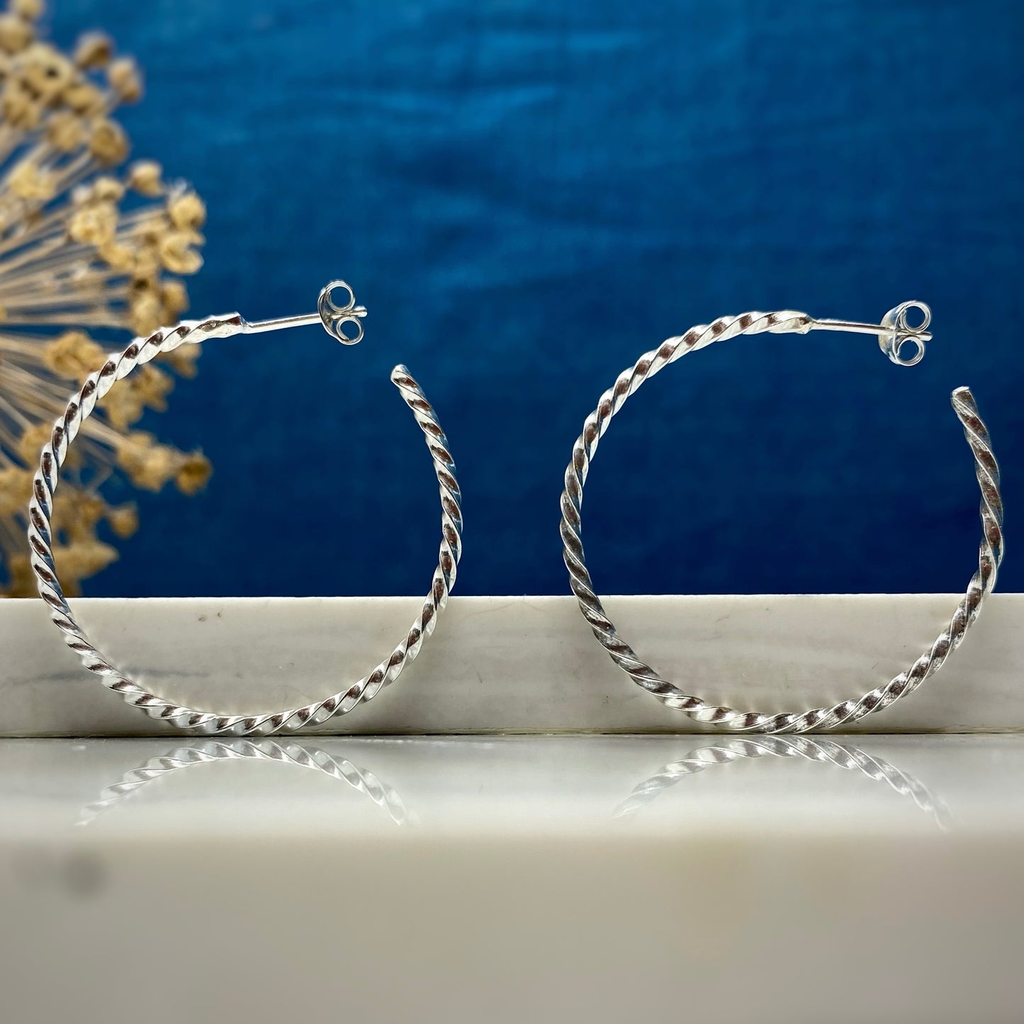 Dainty Twist Hoops - Large