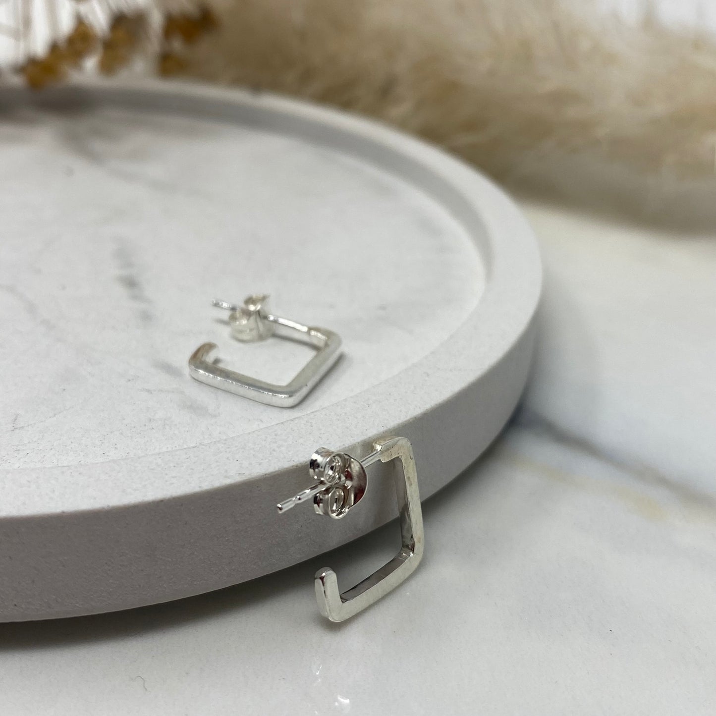 Square Deia Hoop Earrings