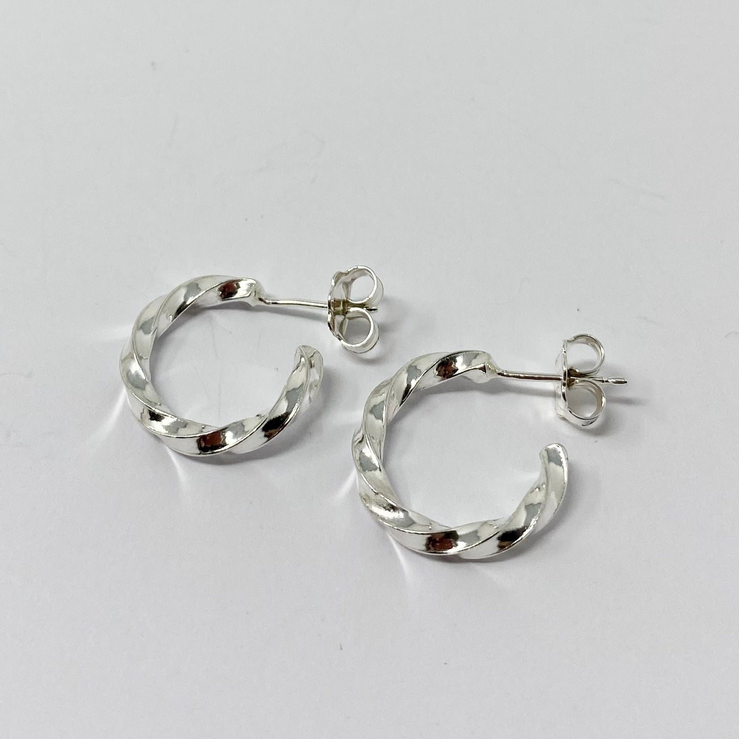 Chunky Twist Hoops - Midi