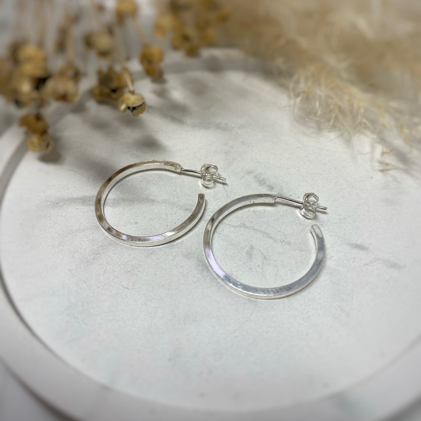 Luna Hoops
