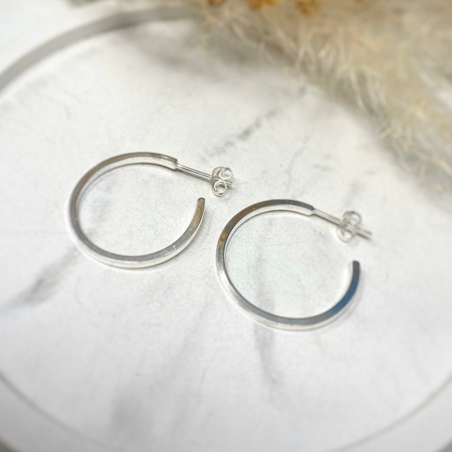 Luna Hoops